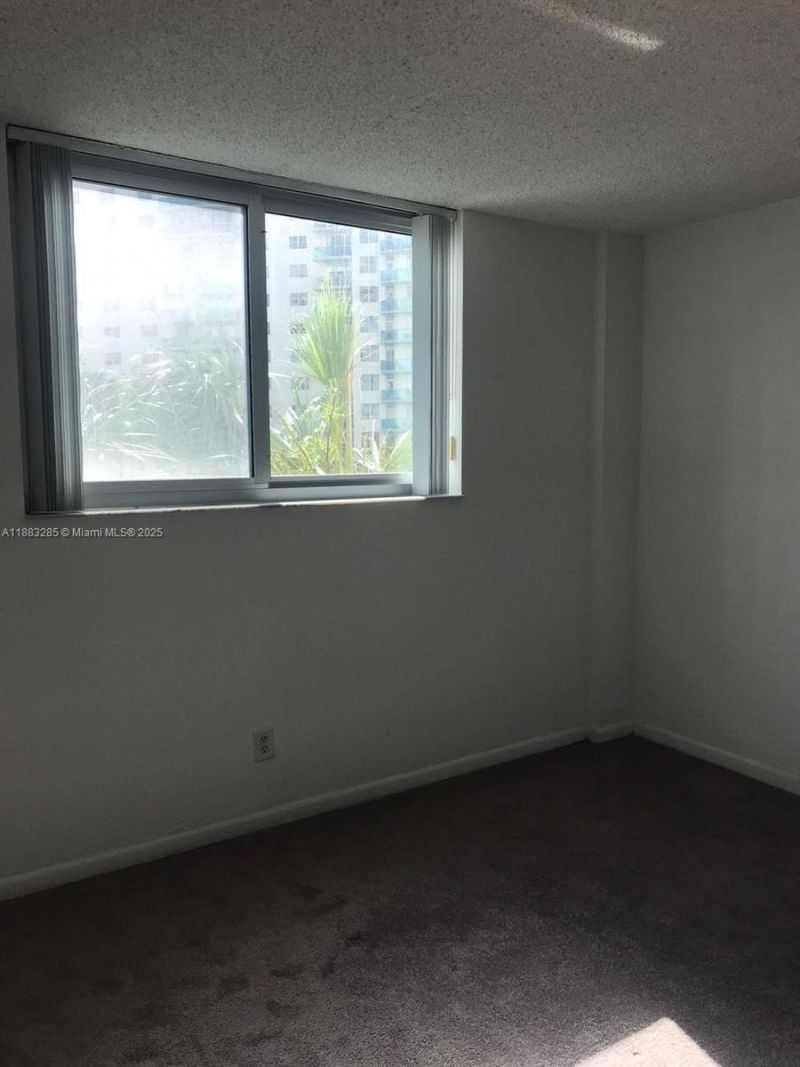 19380 Collins Ave, Unit 319, Sunny Isles Beach, FL 33160 Photo
