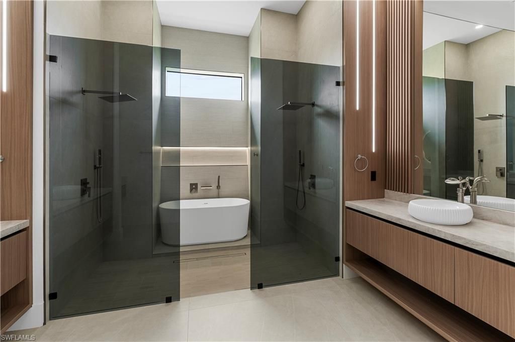 105 SW 33rd Pl, Cape Coral, FL 33991 Photo