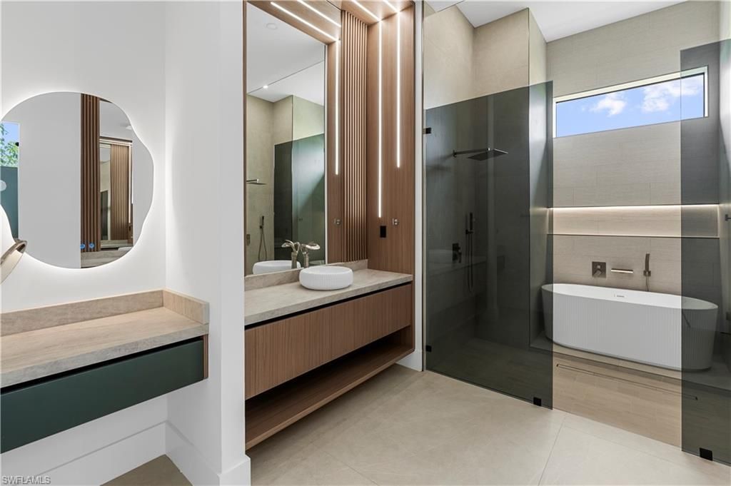 105 SW 33rd Pl, Cape Coral, FL 33991 Photo