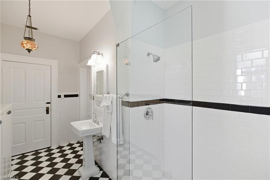 101 Fairview Ave, Fort Myers, FL 33905 Photo