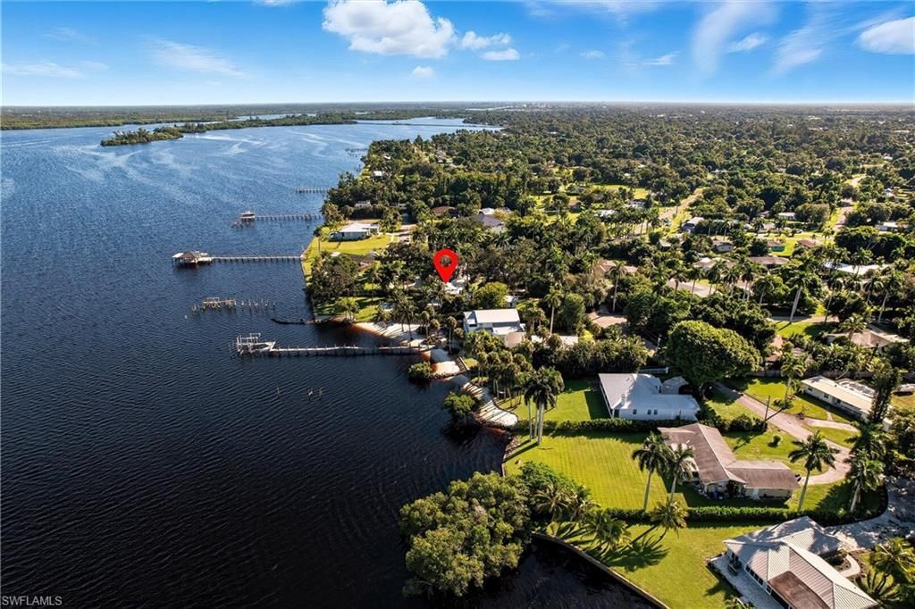 101 Fairview Ave, Fort Myers, FL 33905 Photo