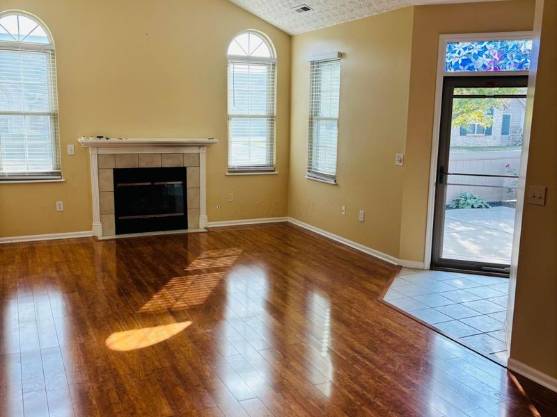 4229 Waterside Place, Unit 7, Grove City, OH 43123 Photo 2