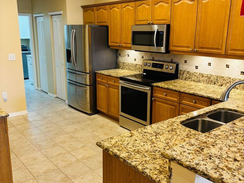 4229 Waterside Place, Unit 7, Grove City, OH 43123 Photo 7