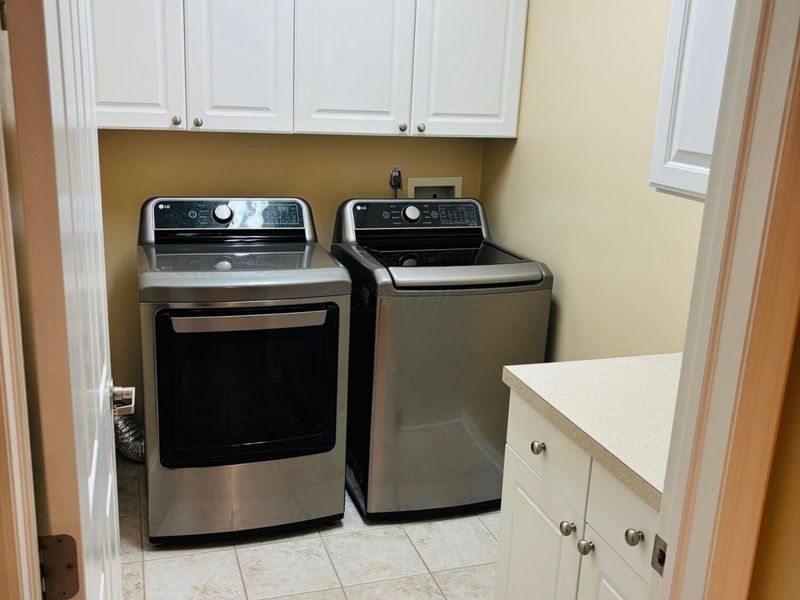 4229 Waterside Place, Unit 7, Grove City, OH 43123 Photo 8