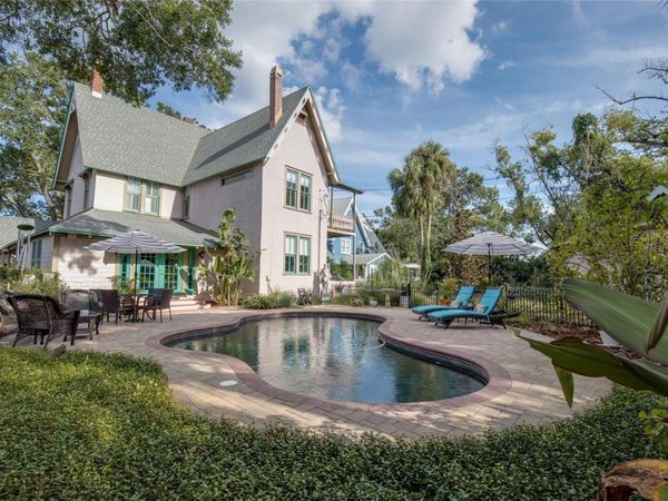 101 READ STREET, TARPON SPRINGS, FL 34689