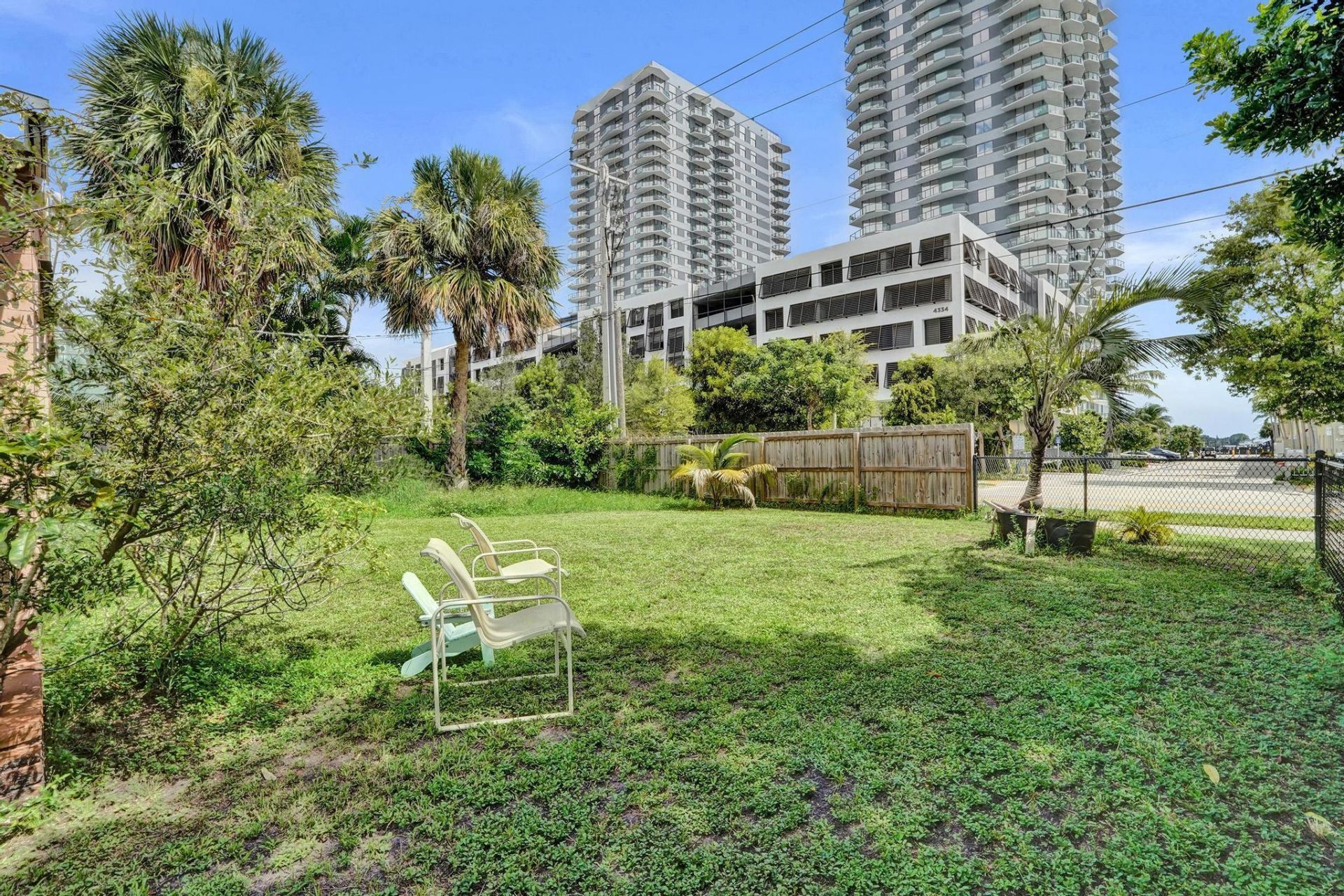 401 42nd Street, West Palm Beach, FL 33407 Photo