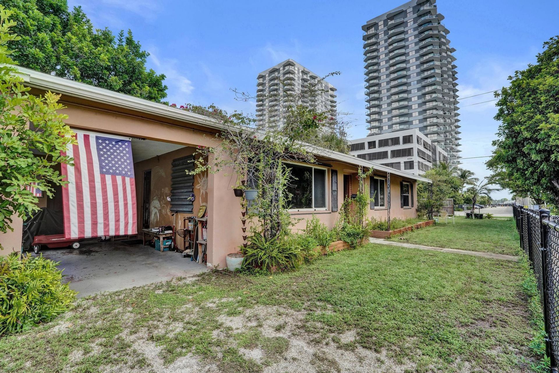 401 42nd Street, West Palm Beach, FL 33407 Photo