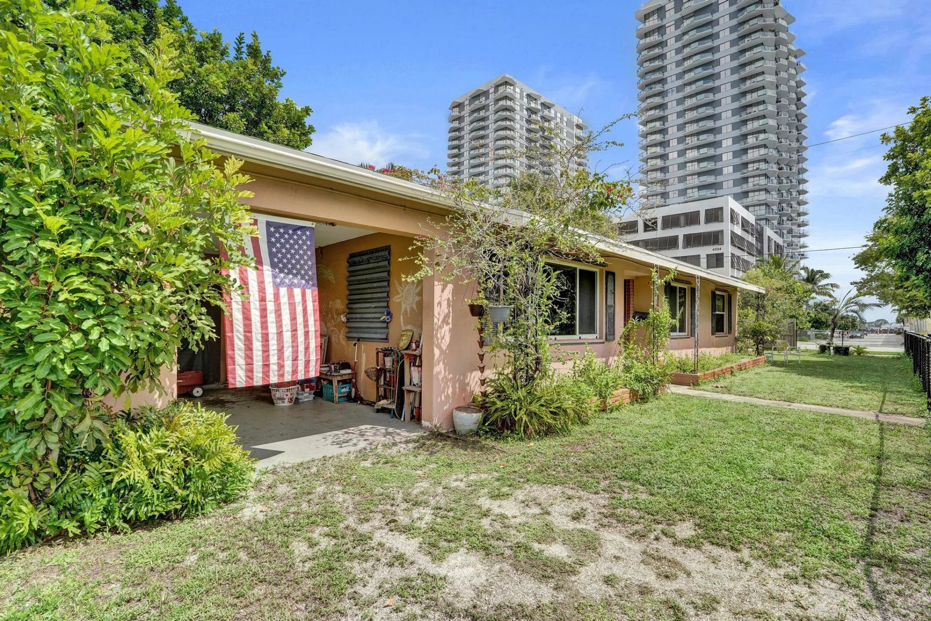 401 42nd Street, West Palm Beach, FL 33407 Photo