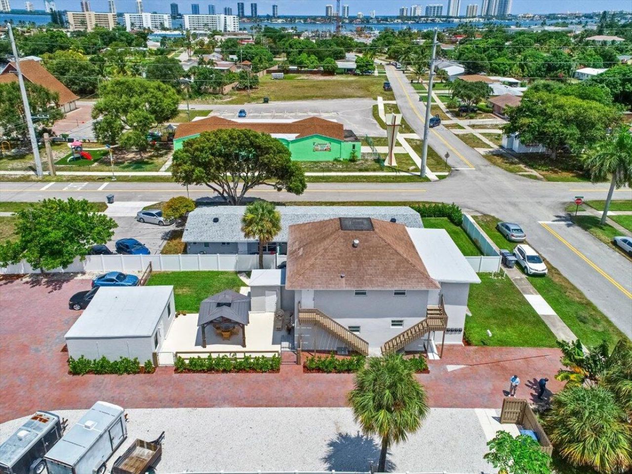 305 Cypress Drive E, Unit 1,2,3,4,5, Lake Park, FL 33403 Photo