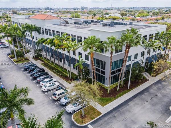 7950 NW 53rd St, Unit 308, Doral, FL 33166