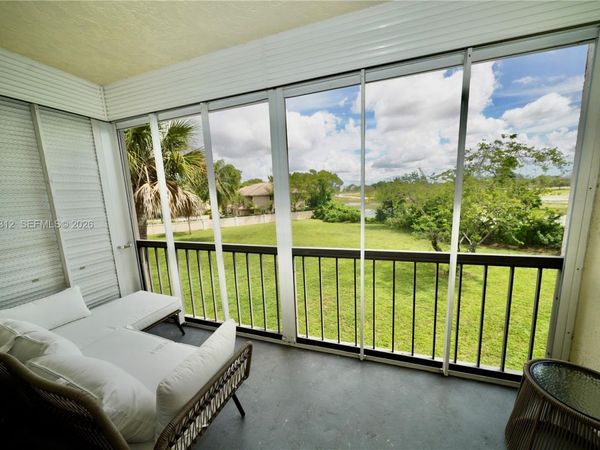 2541 Aragon Blvd, Unit 305, Sunrise, FL 33322