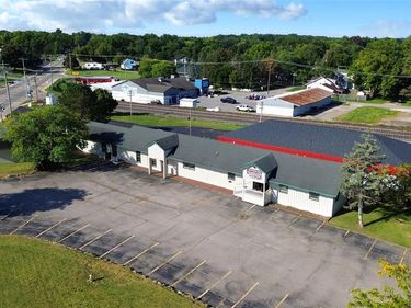 320 E Grand Blanc Road , Grand Blanc, MI 48439