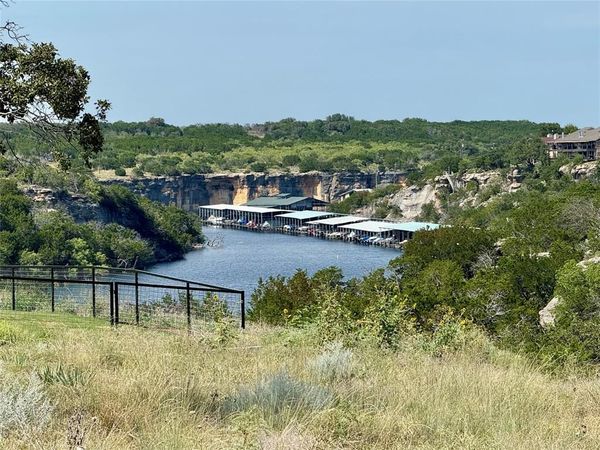 1012 Bluff Creek Drive, Strawn, TX 76475
