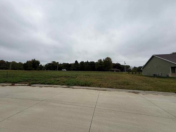 Lot 75 Wagon Wheel Lane, Dubuque, IA 52002