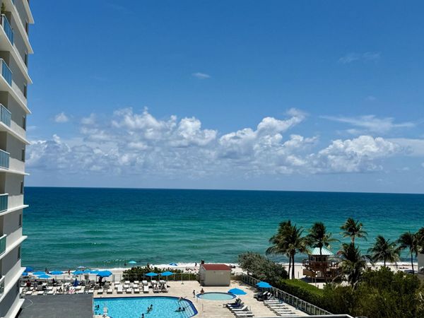 19201 Collins Avenue, Unit 448, Sunny Isles Beach, FL 33160