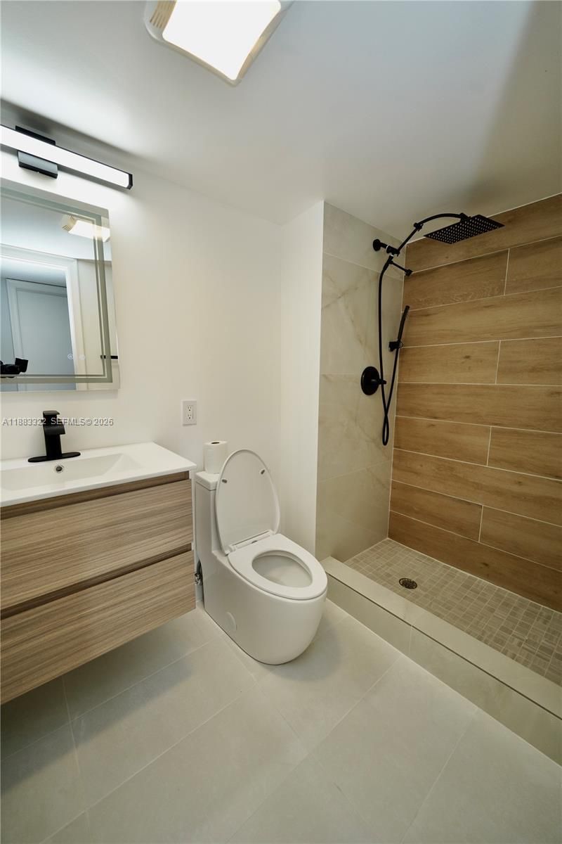 2551 Aragon Blvd, Unit 310, Sunrise, FL 33322 Photo