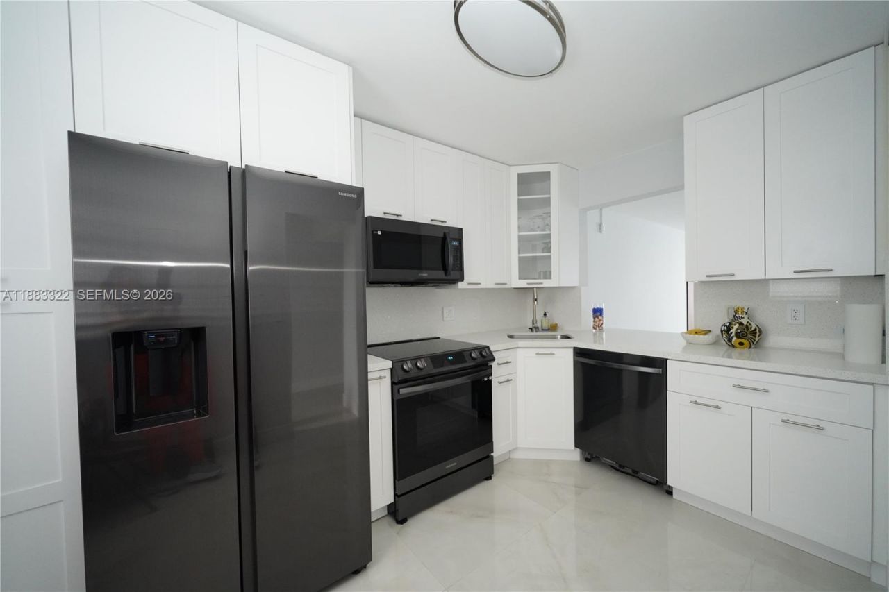 2551 Aragon Blvd, Unit 310, Sunrise, FL 33322 Photo
