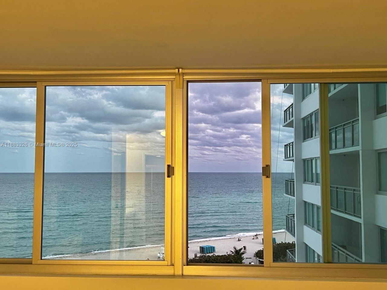 7135 Collins Ave, Unit 702, Miami Beach, FL 33141 Photo