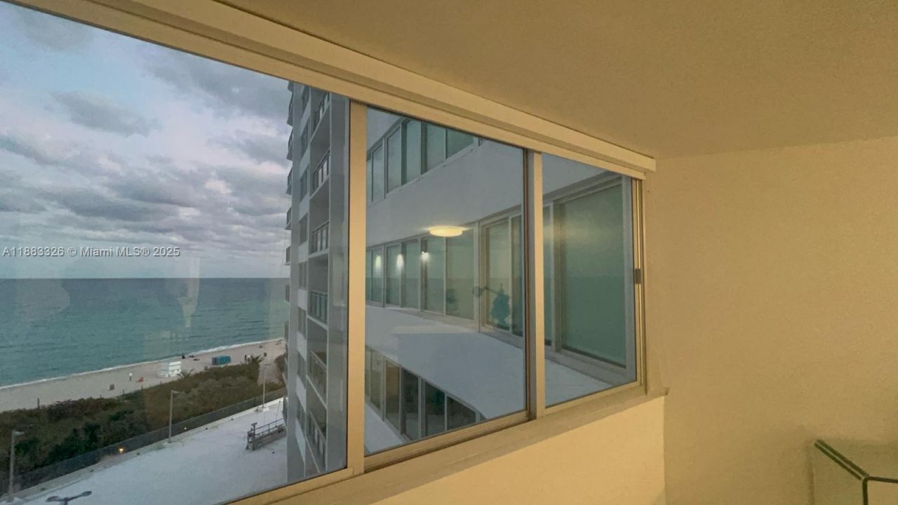 7135 Collins Ave, Unit 702, Miami Beach, FL 33141 Photo