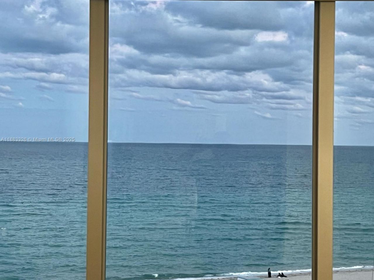 7135 Collins Ave, Unit 702, Miami Beach, FL 33141 Photo