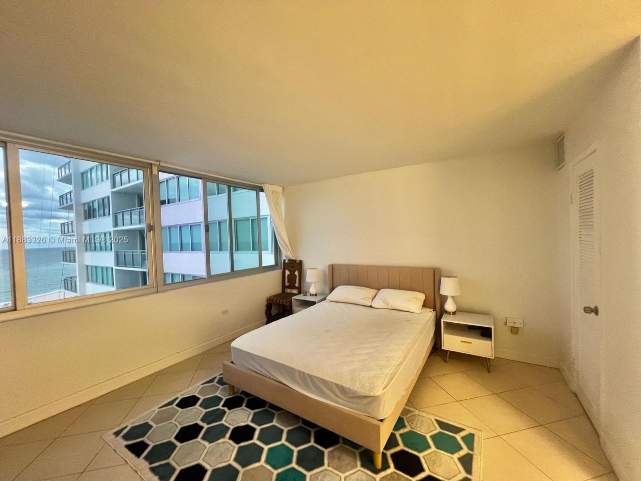 7135 Collins Ave, Unit 702, Miami Beach, FL 33141 Photo