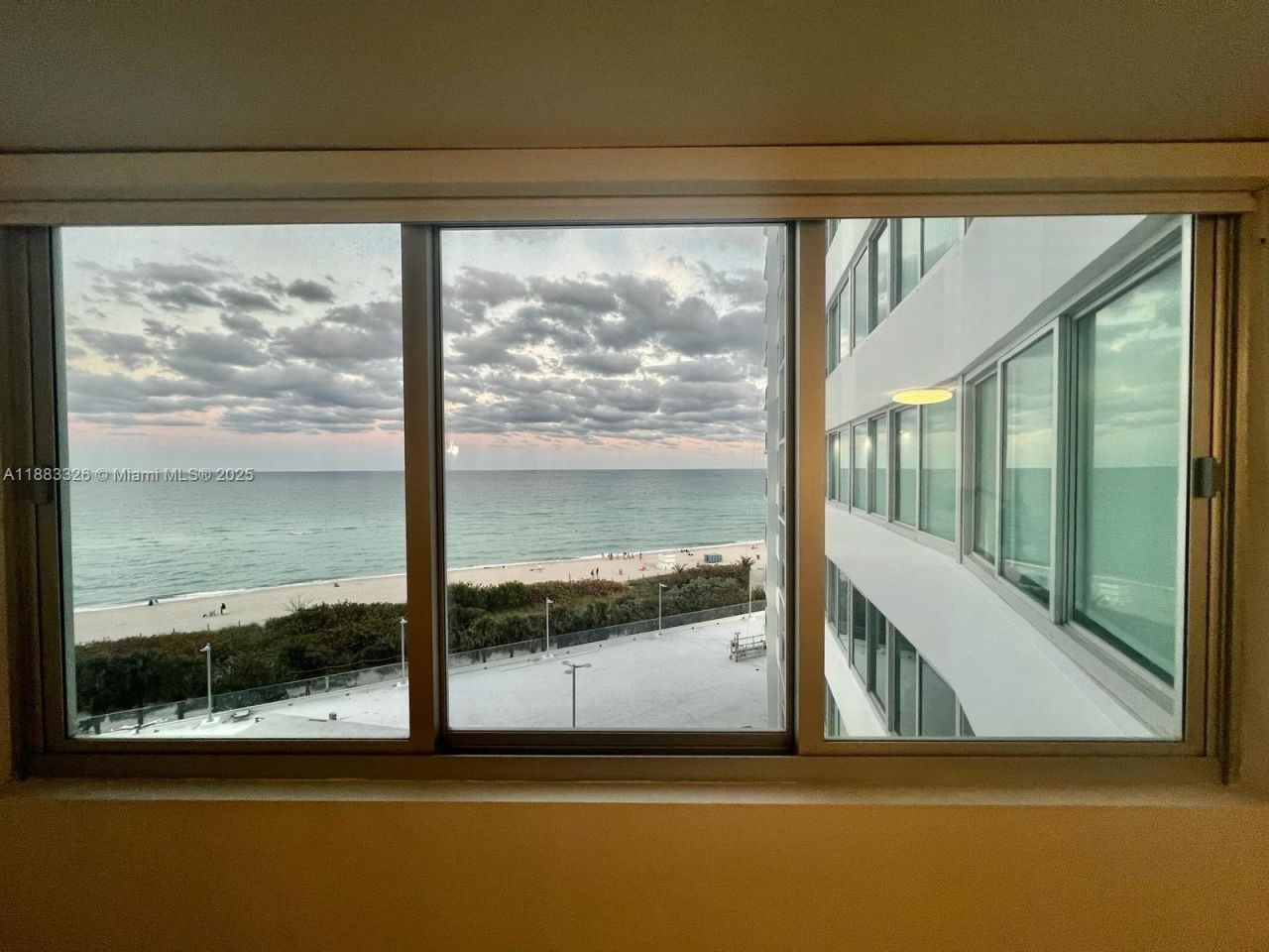 7135 Collins Ave, Unit 702, Miami Beach, FL 33141 Photo