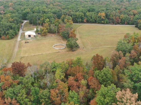 100 Cool Breeze Lane, Fredericktown, MO 63645