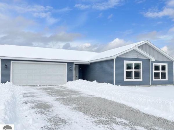 Walton Road, Kingsley, MI 49649