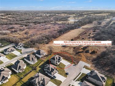 3221 SW Saddlebred Terrace, Lee's Summit, MO 64082