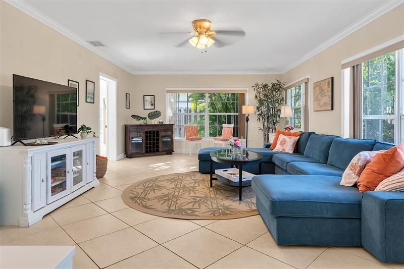 3221 Seaward Drive, Lauderdale by the Sea, FL 33062 Photo