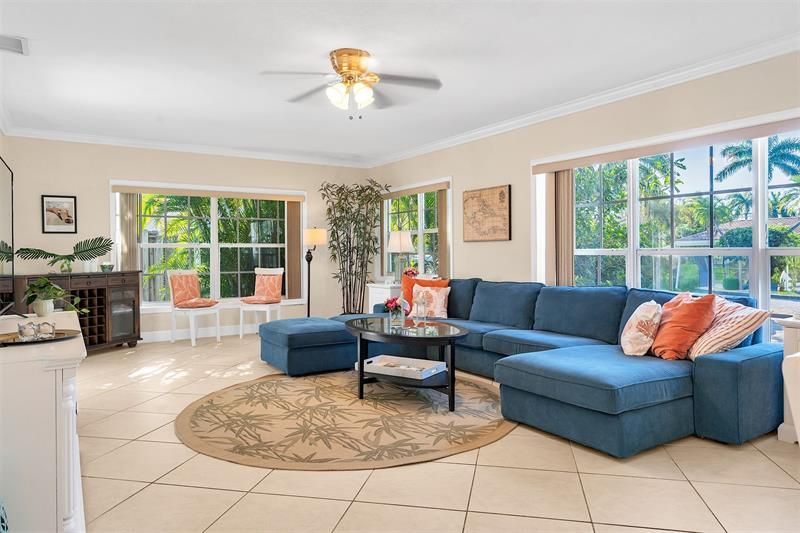 3221 Seaward Drive, Lauderdale by the Sea, FL 33062 Photo