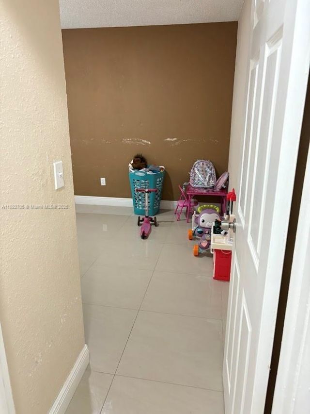 548 SW 16th Ter, Homestead, FL 33030 Photo