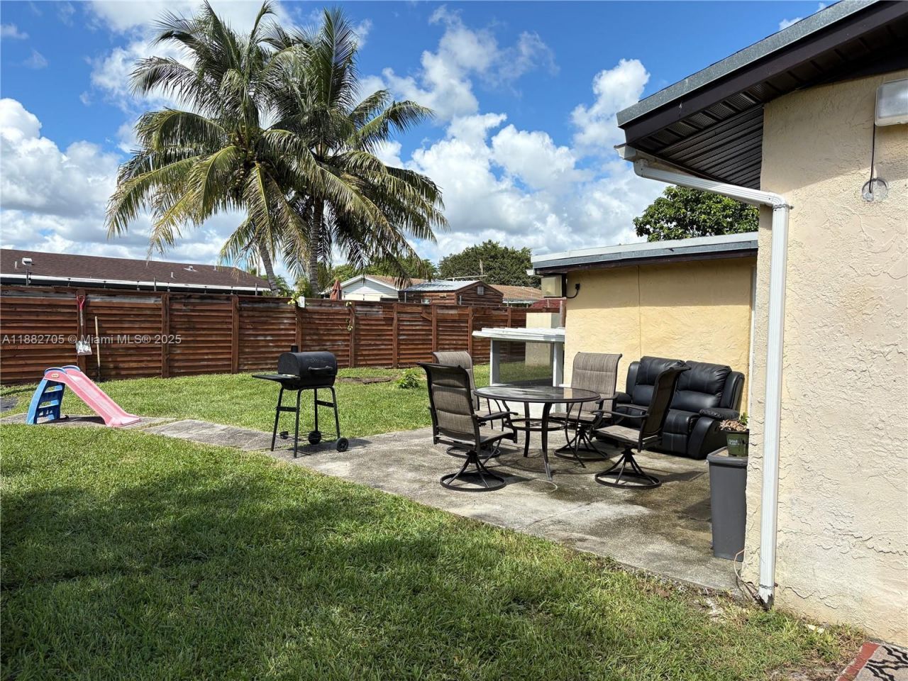 548 SW 16th Ter, Homestead, FL 33030 Photo