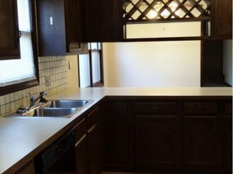 108 Walcreek Drive W, Columbus, OH 43230 Photo 3