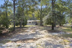 197 Davis Circle photo 4