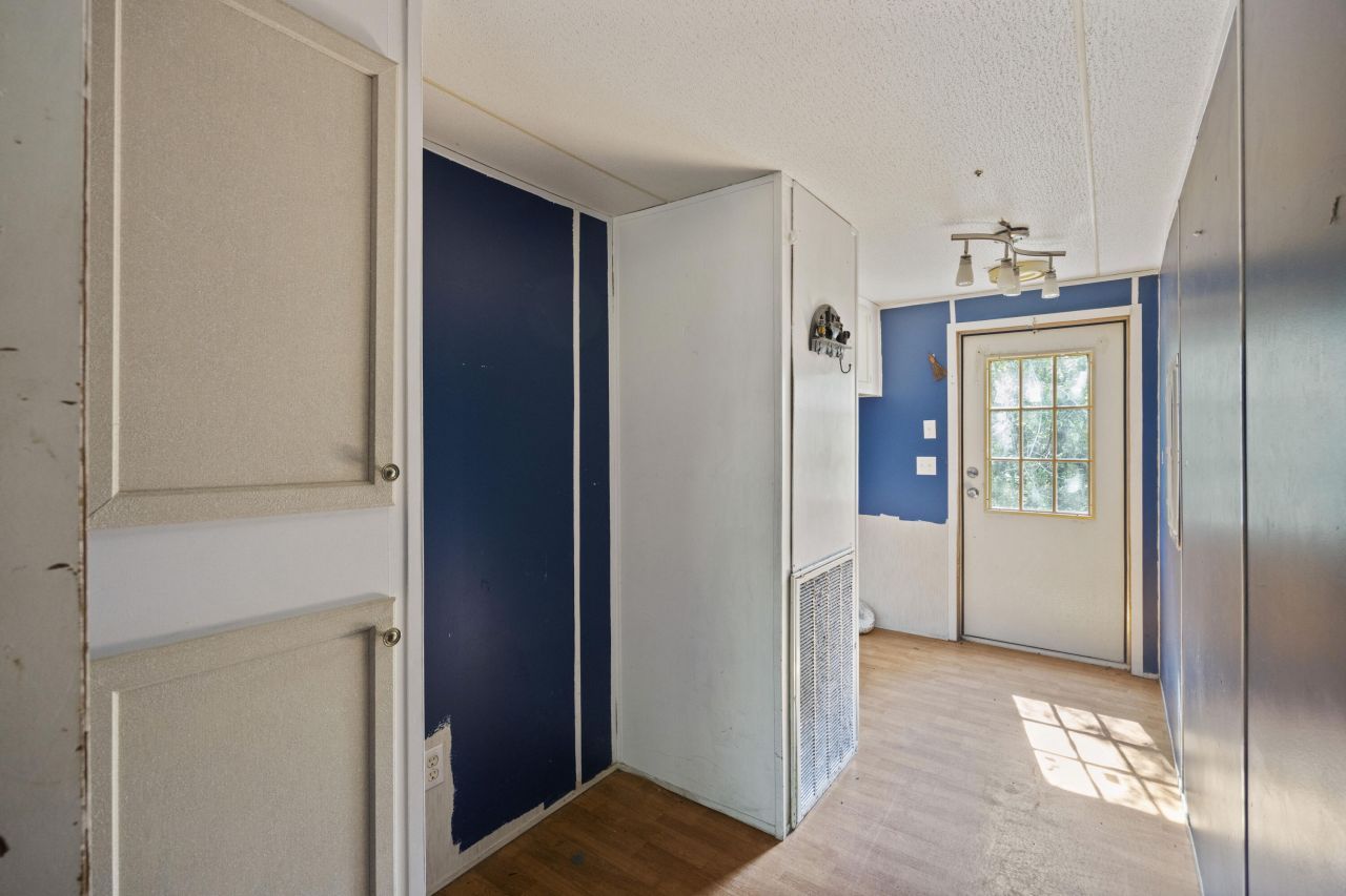 197 Davis Circle Photo 20