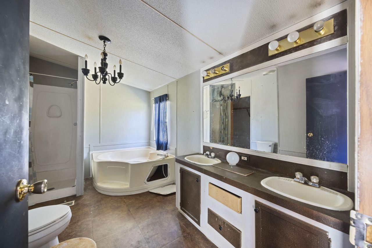 197 Davis Circle Photo 29