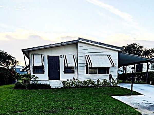 7781 SE Shenandoah Drive, Hobe Sound, FL 33455