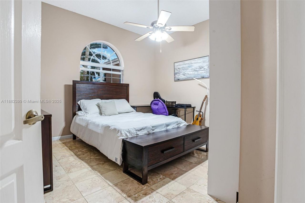 5911 SW 199th Ave, Pembroke Pines, FL 33332 Photo