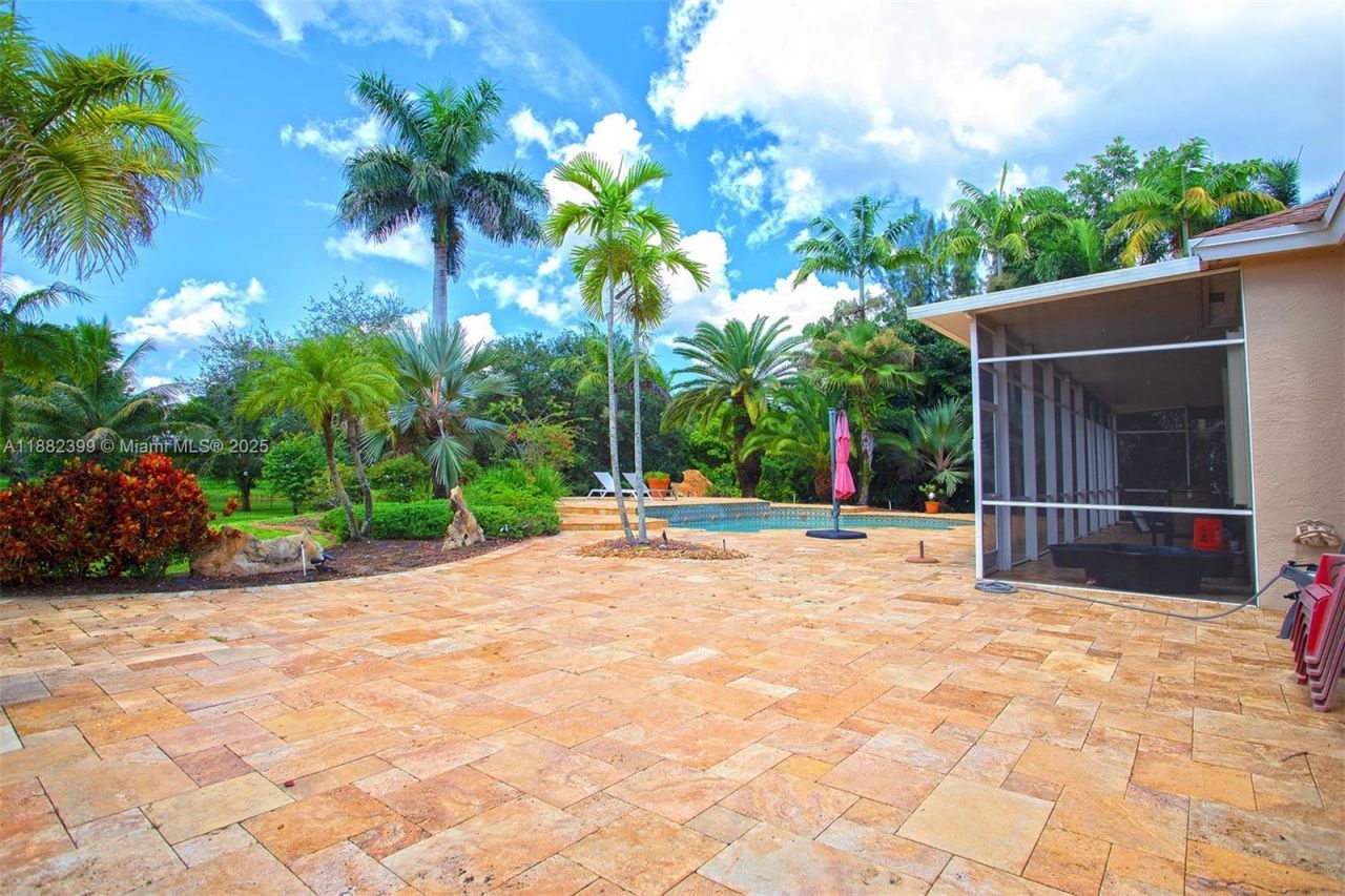 5911 SW 199th Ave, Pembroke Pines, FL 33332 Photo