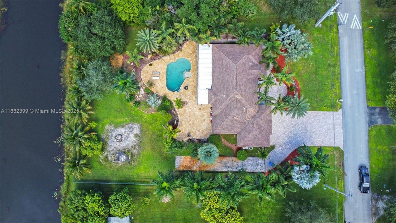 5911 SW 199th Ave, Pembroke Pines, FL 33332 Photo