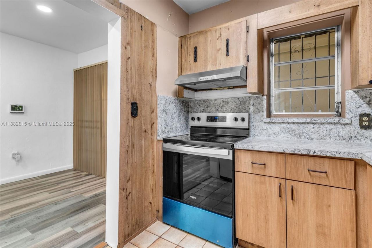 701 Tamiami Canal Rd, Miami, FL 33144 Photo