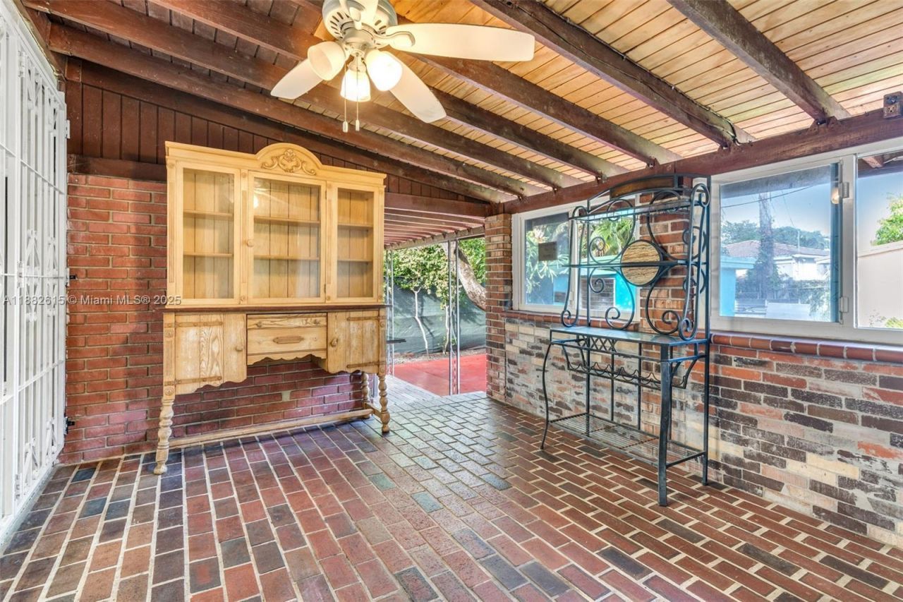 701 Tamiami Canal Rd, Miami, FL 33144 Photo