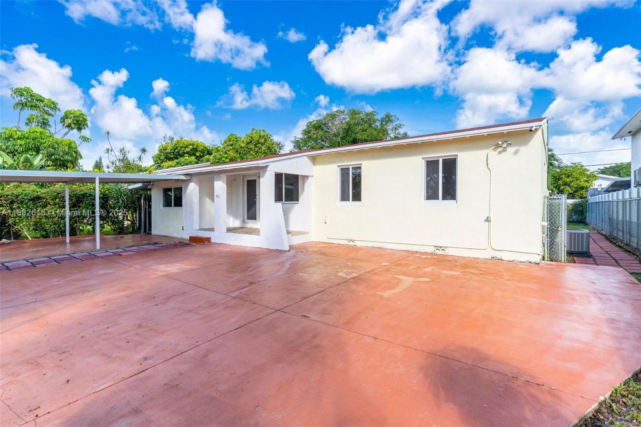 701 Tamiami Canal Rd, Miami, FL 33144 Photo