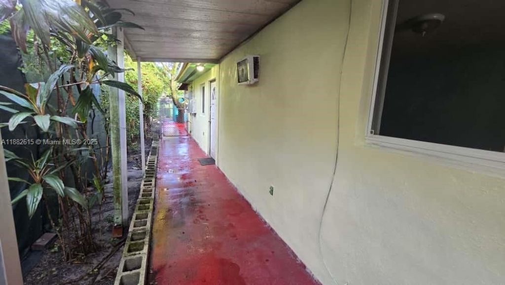 701 Tamiami Canal Rd, Miami, FL 33144 Photo