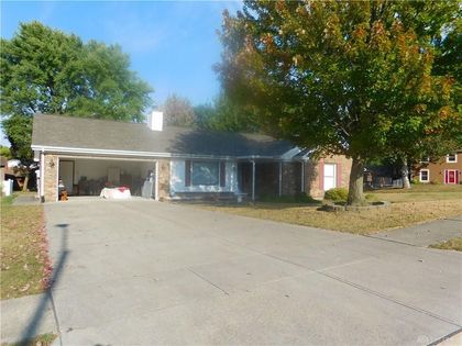1132 Nouvelle Drive Miamisburg, OH 45342
