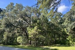 7 Blake Lane photo 4