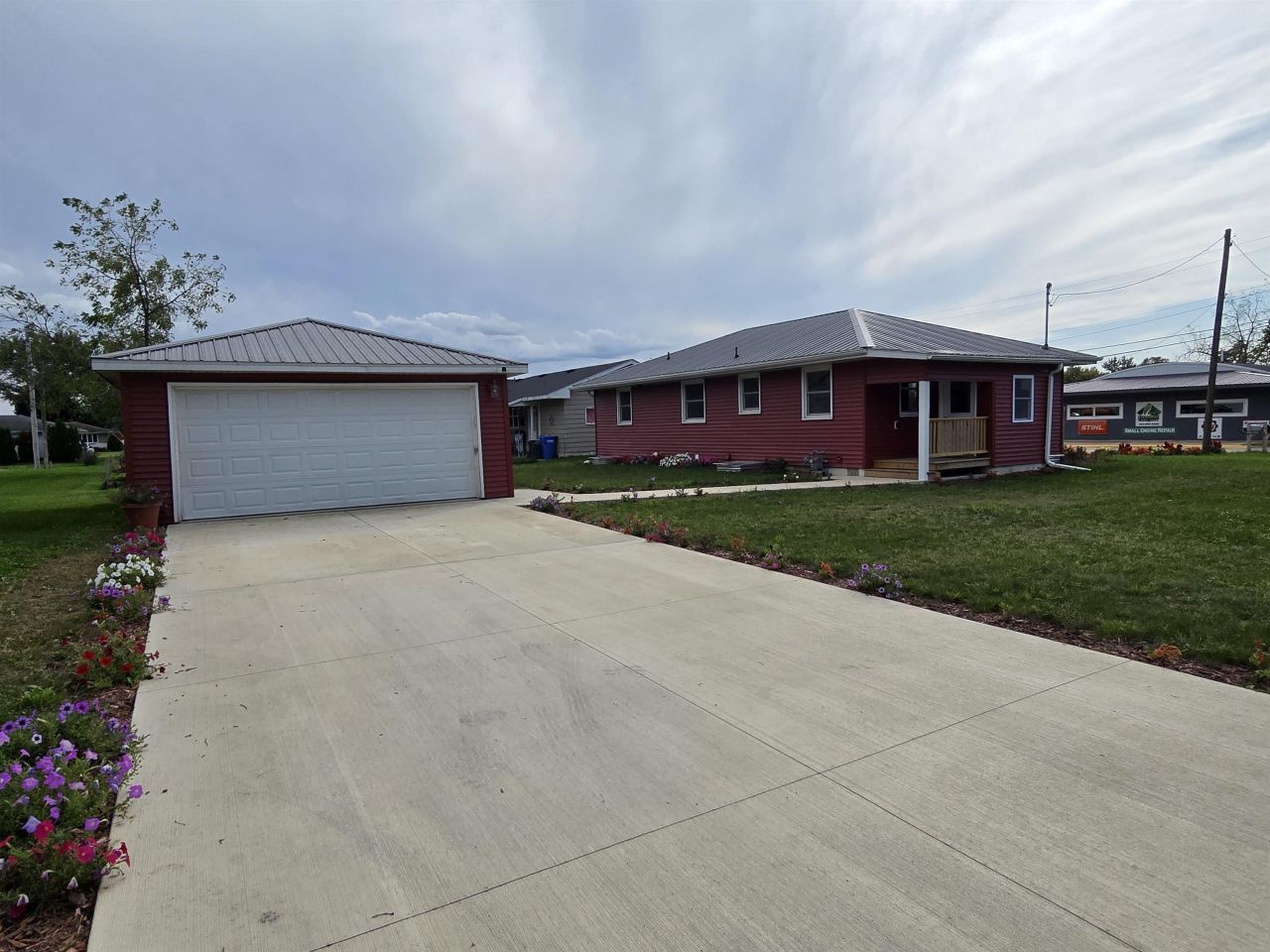 303 SW 3rd St., Unit Farley, Cresco, IA 52136 Main Photo