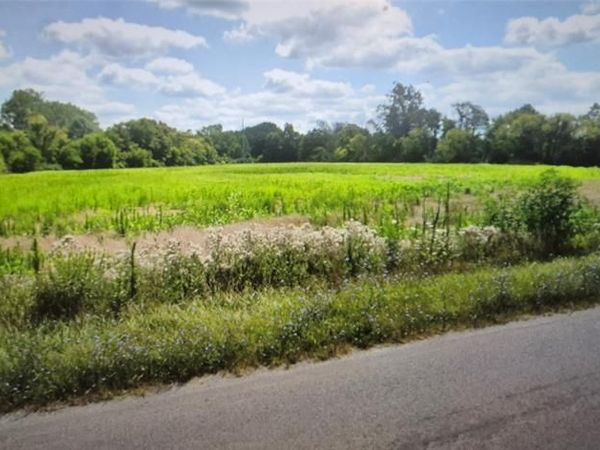 14700 Darling Road, London Twp, MI 48160