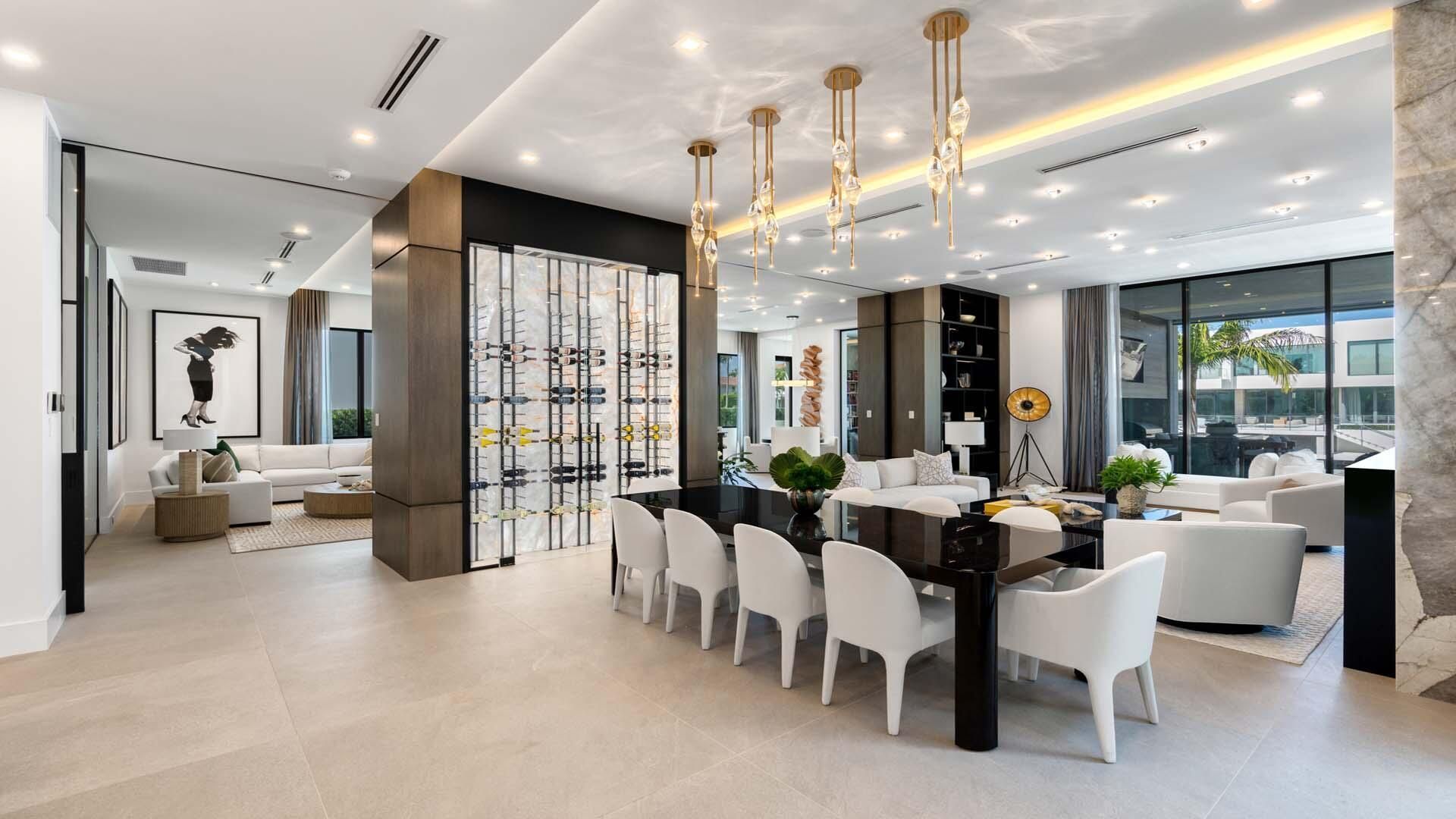 207 W Coconut Palm Road, Boca Raton, FL 33432 Photo